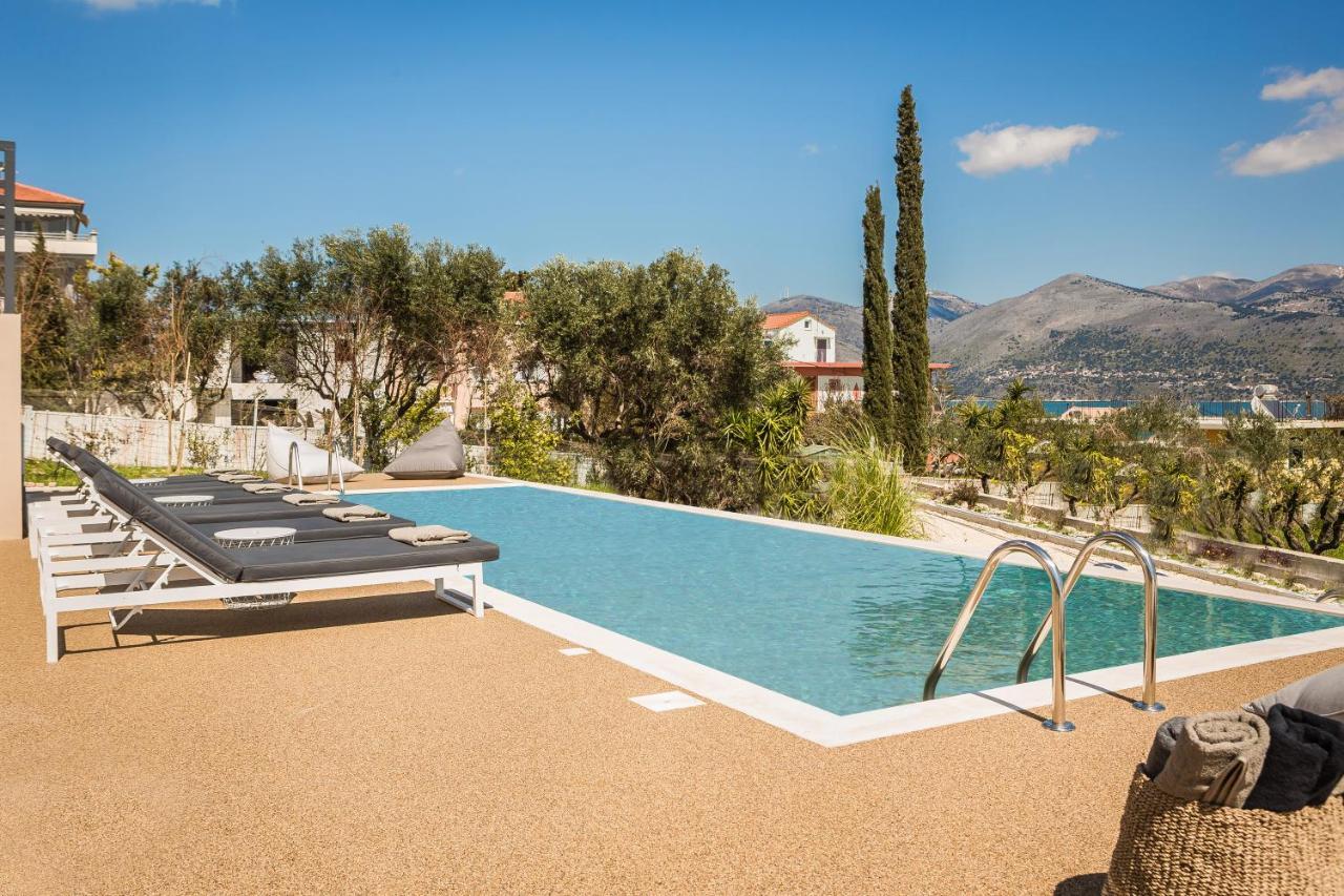 Villa Ionian Village *